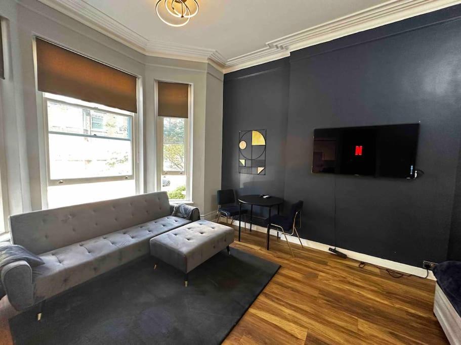 Stylish Studio For 3 Near Regent'S Park N3 Lejlighed London Eksteriør billede