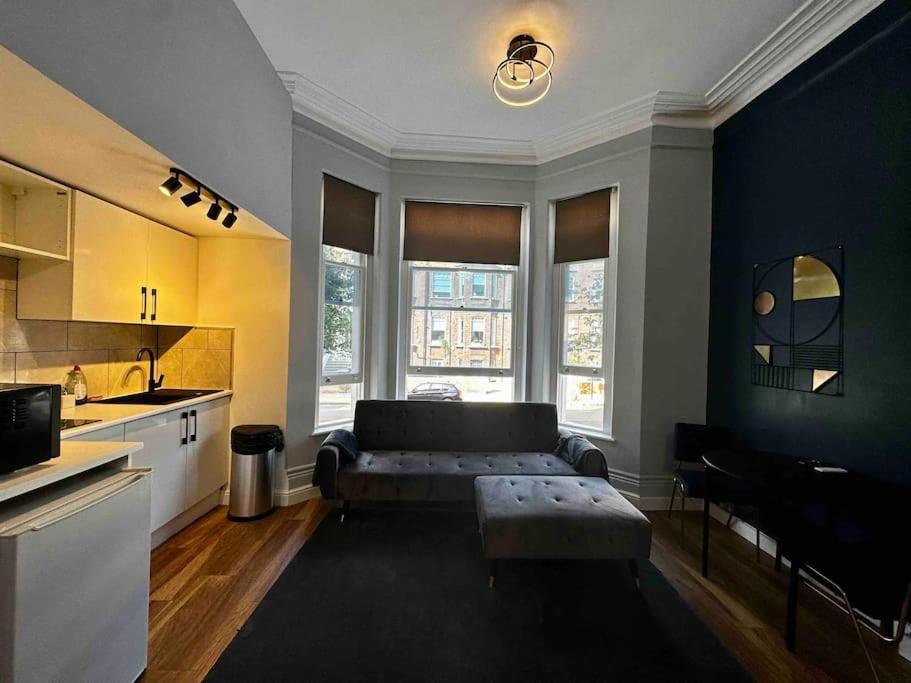 Stylish Studio For 3 Near Regent'S Park N3 Lejlighed London Eksteriør billede